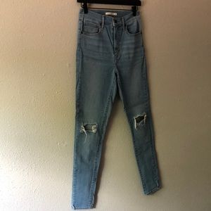 Levi’s Mile High Super Skinny Light Wash Skinny Jeans Size 29